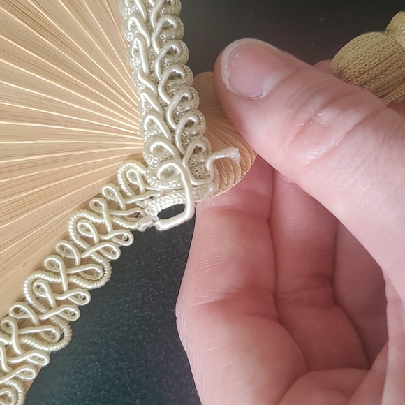 Vintage Antique decorative fan - Picture 4 of 6